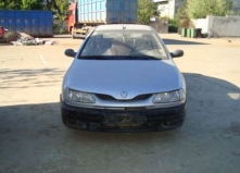 Dezmembrez Renault Laguna