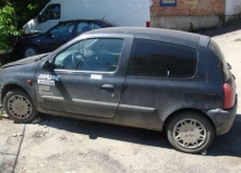 Dezmembrez Renault Clio