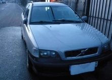 Dezmembrez Volvo V40