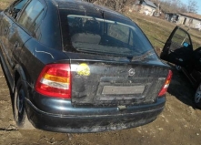 Bara spate Opel Astra