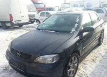 Dezmembrez Opel Astra