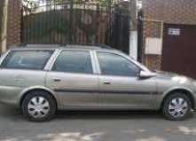 Dezmembrez Opel Vectra