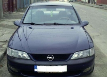 Dezmembrez Opel Vectra