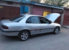 Aripa Opel Omega