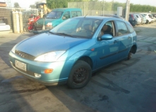 Dezmembrez Ford Focus 2000