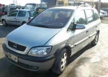 Dezmembrez Opel Zafira 2000