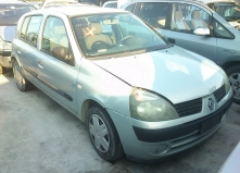 Dezmembrez Renault Clio 2004