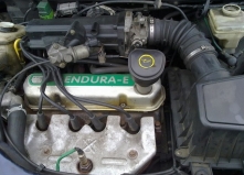 Dezmembrez Ford Focus 2000