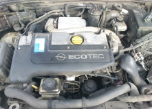 Dezmembrez Opel Astra 2001