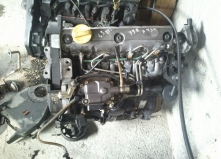 Dezmembrez Renault Scenic 1999