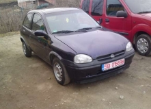 Dezmembrez Opel Corsa