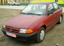 Dezmembrez Opel Astra