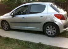 Dezmembrez Peugeot 207